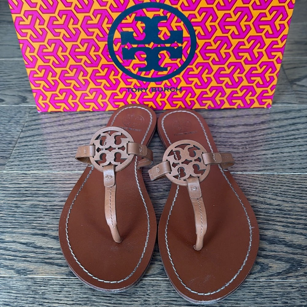 Tory Burch Gabriel mini Miller flat thong Sz 8